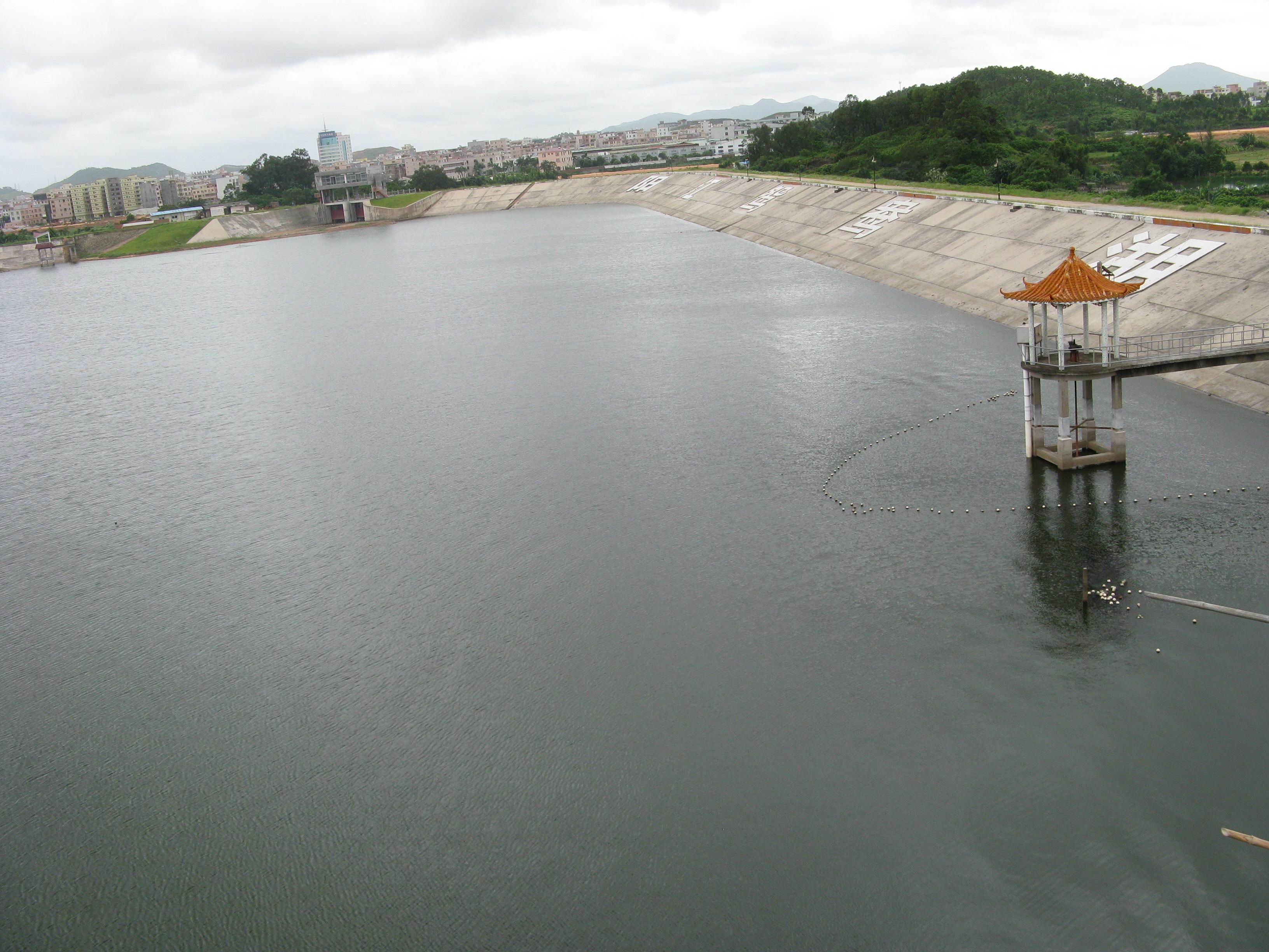 陽(yáng)江鴛鴦湖